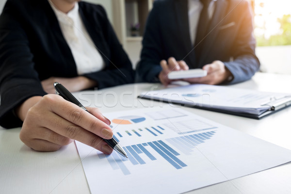 [[stock_photo]]: Administrateur · homme · d'affaires · financière · secrétaire · rapport