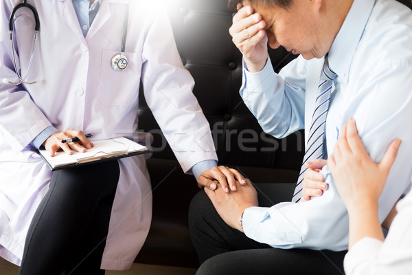 Zdjęcia stock: Medycznych · lekarza · starszy · ręce · zachęta