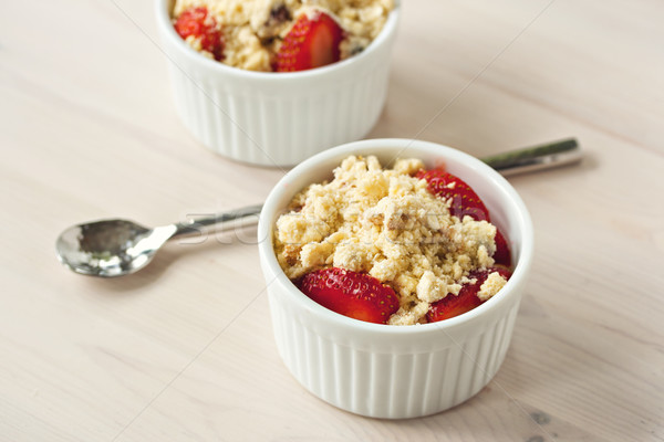 Fragola immagine dessert bianco alimentare torta Foto d'archivio © sophie_mcaulay