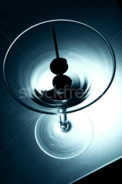 Kontraszt martini kettő olajbogyó sziluett buli Stock fotó © spanishalex