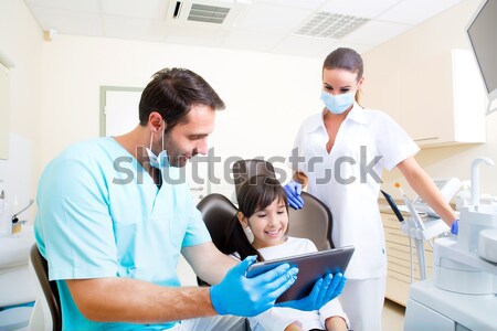 Little girl dentista explicação médico médico medicina Foto stock © Spectral