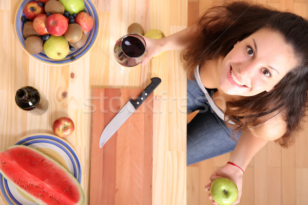 Frutas mulher vinho cozinha menina Foto stock © Spectral