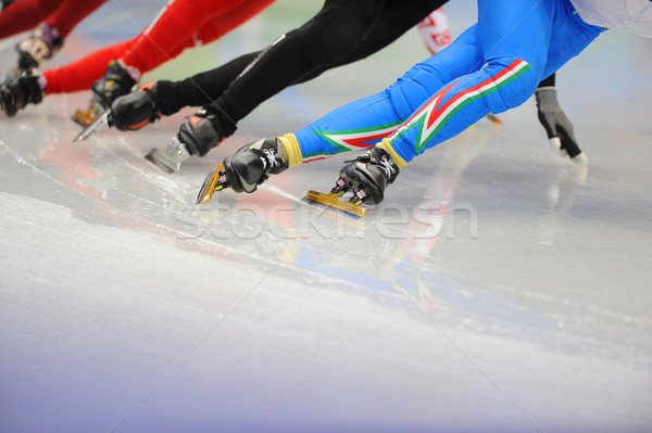 Foto stock: Patinaje · sobre · hielo · piernas · grupo · cuerpo · fitness · ejercicio