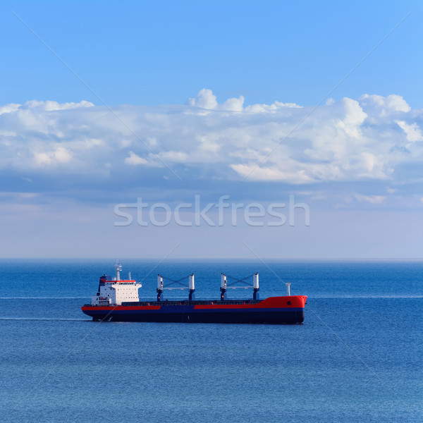 Trocken Frachtschiff schwarz Meer Himmel Wasser Stock foto © SRNR