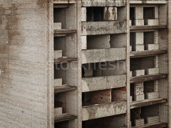 Stockfoto: Hangend · gebouw · baksteen · Windows