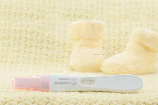 Negativo teste de gravidez pequeno bonitinho bebê saúde Foto stock © StephanieFrey