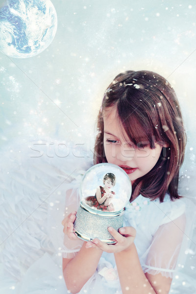 Foto stock: Navidad · pequeño · ángel · nieve · mundo