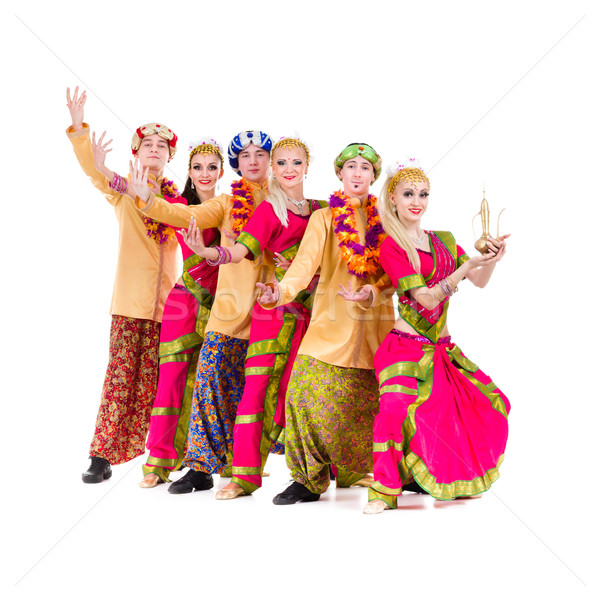 Dansers indian kostuums poseren dans team Stockfoto © stepstock