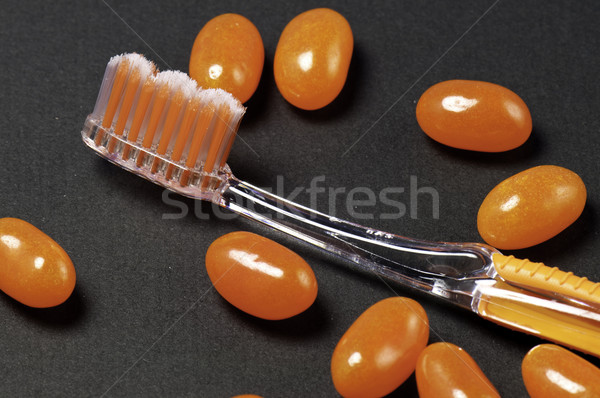 Orange Zahn Pinsel schwarz sauber Stock foto © stockfrank