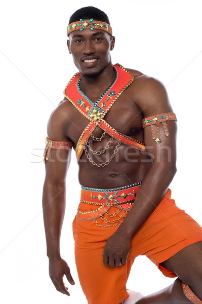Mannelijke samba danser poseren witte halve lengte Stockfoto © stockyimages
