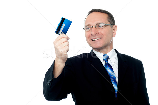 Foto stock: Empresario · tarjeta · de · crédito · exitoso · masculina · ejecutivo