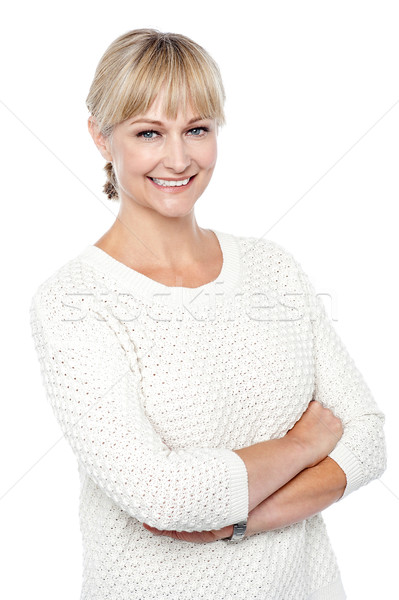 Elegante moda mujer de punto ropa posando Foto stock © stockyimages