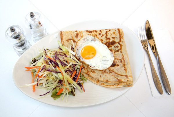 Ici brunch frit oeufs salade de chou [[stock_photo]] © stockyimages