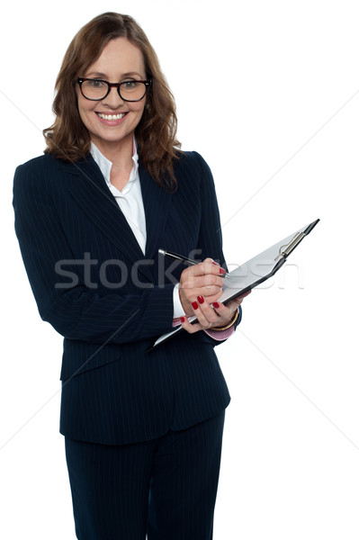 Stock foto: Corporate · Frau · schriftlich · Zwischenablage · lächelnd