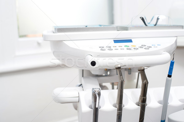 Közelkép fogászati felszerelés szerszámok bent fogászati klinika Stock fotó © stockyimages