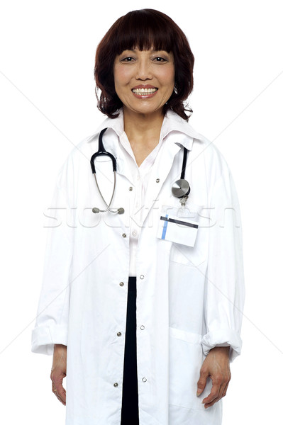 Cu experienta medic stetoscop in jurul gât femeie Imagine de stoc © stockyimages