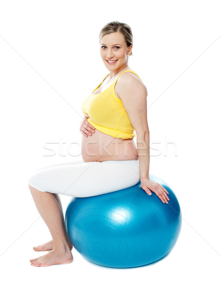 Сток-фото: беременная · женщина · сидят · мяча · красивой · молодые