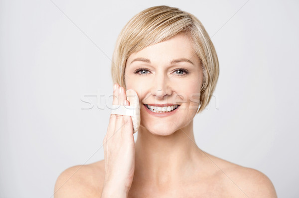 Kicsi befejezés gyönyörű nő tökéletes bőr kozmetikai Stock fotó © stockyimages