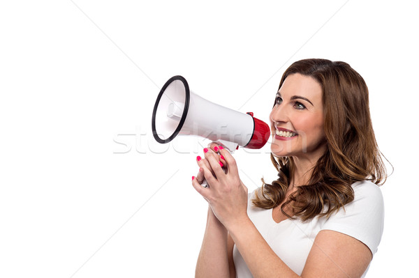 Foto stock: Atención · una · buena · noticia · todo · lado · plantean · mujer · hermosa