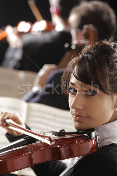 Kemancı kadın oynama konser klasik müzik sanat Stok fotoğraf © stokkete