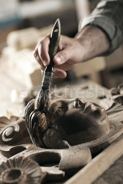 Hände Handwerker Zimmermann Lack Holz Stock foto © stokkete