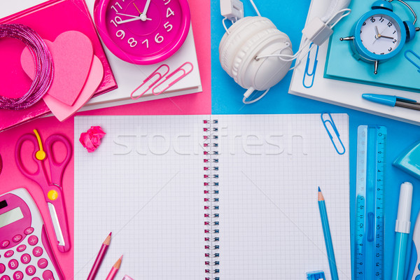 男 女 桌面 青色 粉紅色 商業照片 © stokkete