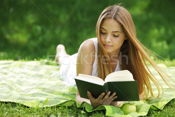 Foto stock: Lectura · libro · primer · plano · hermosa · parque