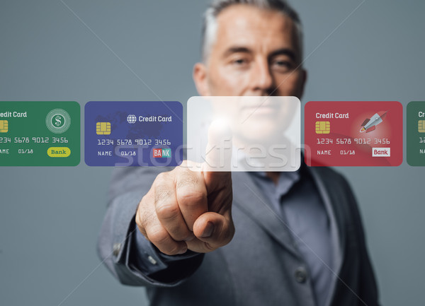 Om de afaceri plata metoda card de credit interactiv Imagine de stoc © stokkete