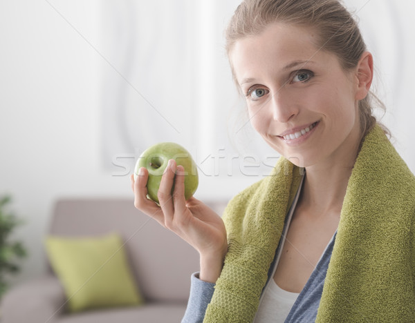 Foto stock: Dieta · saudável · fitness · sorrindo · alimentação · maçã