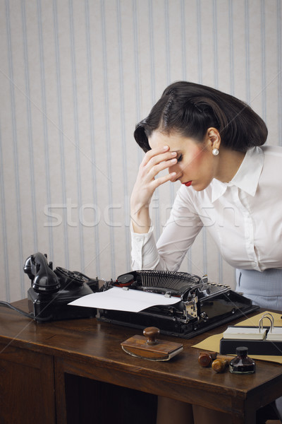 Headache business woman Stock photo © stokkete