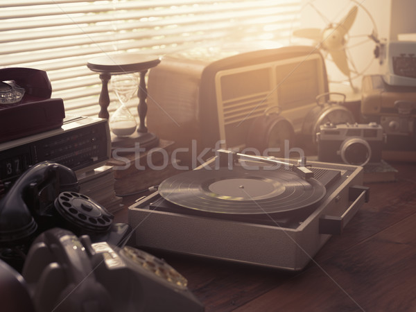 Jahrgang Objekte Sammlung Fenster Retro Wiederbelebung Stock foto © stokkete