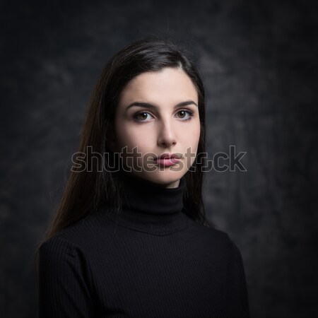 Portret młoda kobieta młodych atrakcyjna kobieta stwarzające patrząc Zdjęcia stock © stokkete