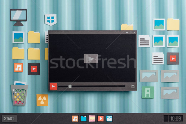 商業照片: 拼貼 · 視頻 · 播放機 · 軟件 · 計算機 · 桌面