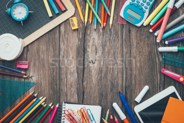 Stockfoto: Terug · naar · school · onderwijs · banner · kleurrijk · potloden · schrijfbehoeften