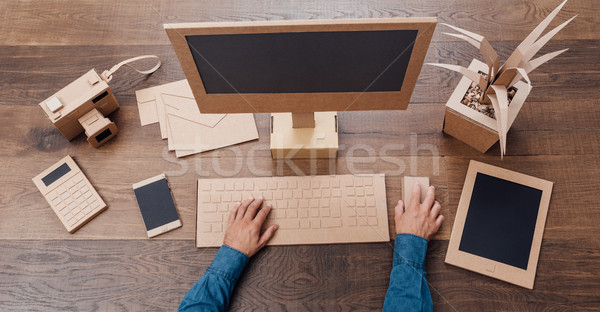 Kreatív karton iroda üzletember dolgozik számítógéphasználat Stock fotó © stokkete
