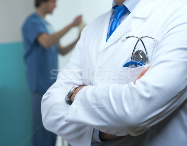 Laborköpeny közelkép közelkép orvosi egyenruha kék Stock fotó © stokkete