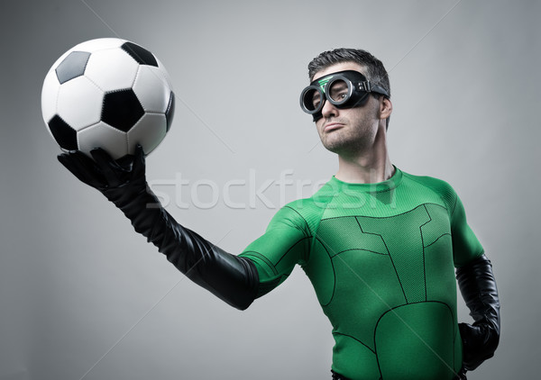 Futebol verde traje homem Foto stock © stokkete