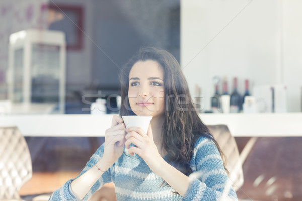 コーヒーブレイク カフェ 美しい 笑みを浮かべて 代 少女 ストックフォト © stokkete