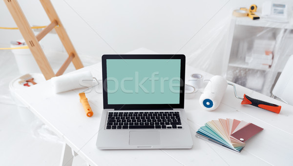 Otthon átalakítás rendbehoz dekoráció laptop asztali Stock fotó © stokkete
