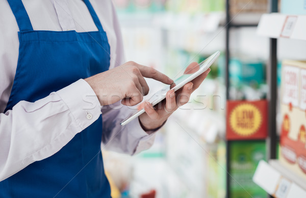 Technológia munka áruház appok digitális tabletta Stock fotó © stokkete