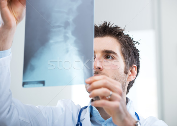 Radiologo esame professionali Xray immagine Foto d'archivio © stokkete