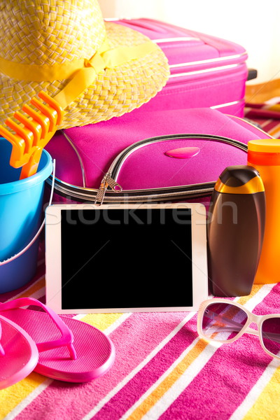 Vakantie tablet lege kleurrijk strandlaken Stockfoto © stokkete