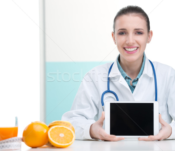 Ernährungsberaterin Arzt Porträt heiter Gesundheitswesen professionelle Stock foto © stokkete