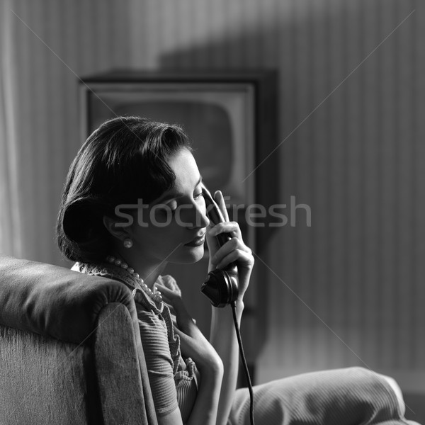 Telefonu kobieta kobieta mówić retro telefonu domu Zdjęcia stock © stokkete