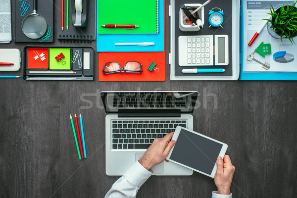 Kreative Business Desktop Geschäftsmann arbeiten Stock foto © stokkete