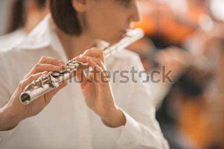 Profesional flaut player femeie muzica clasica Imagine de stoc © stokkete