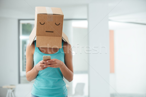 Gençlik sosyal izolasyon genç genç kız kutu Stok fotoğraf © stokkete
