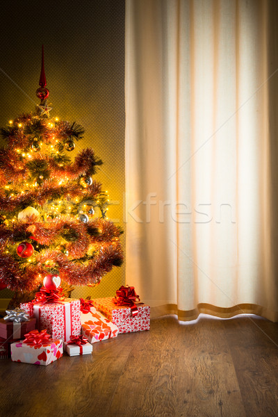 Stok fotoğraf: Noel · renkli · ağaç · hediyeler · noel · ağacı · kırmızı