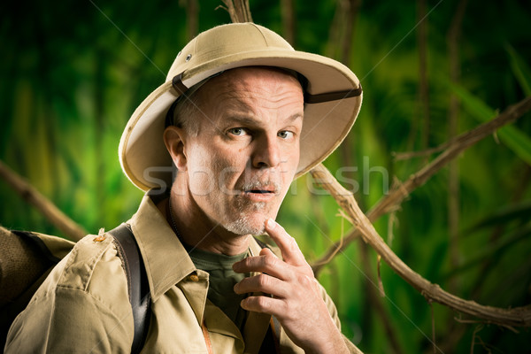Ontdekkingsreiziger dilemma retro avonturier jungle Stockfoto © stokkete