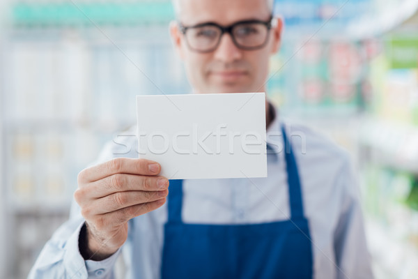 Foto d'archivio: Supermercato · lavoratore · scheda · vuota · sorridere · bianco